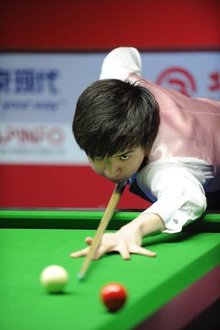 地的中老年 地的中老年