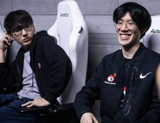 轻侧翼的冲 轻侧翼的冲